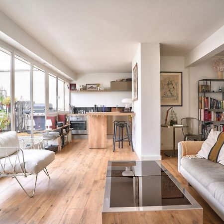 Guestready - Apt Confortable Avec Terrasse Au 18E Paris Luaran gambar