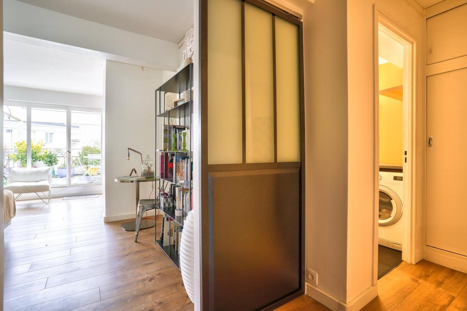 Guestready - Apt Confortable Avec Terrasse Au 18E Paris Luaran gambar